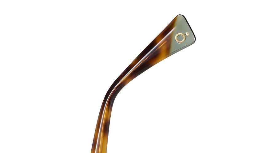 ETNIA BARCELONA BRENDA SUN BKGD 53