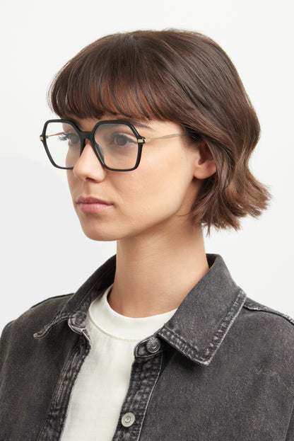 MARC JACOBS MARC 615 807 56