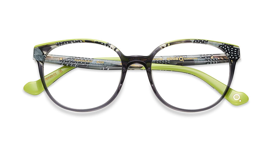 ETNIA BARCELONA HANNAH BAY BKGR 49