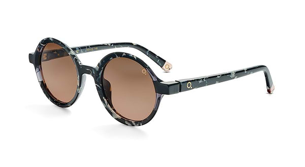 ETNIA BARCELONA SAGRERA SUN BK 48