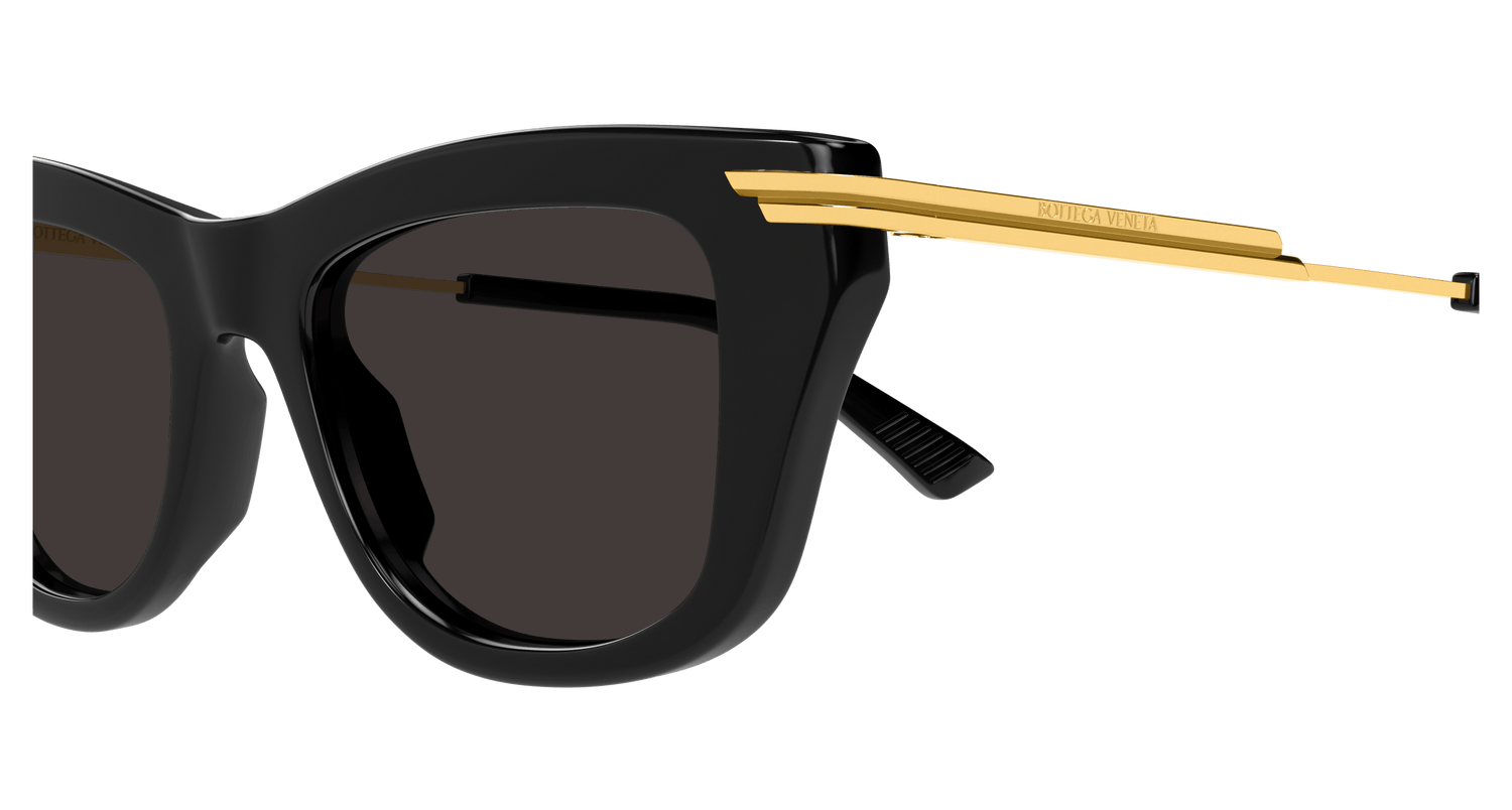 Bottega Veneta BV1369S 001 50