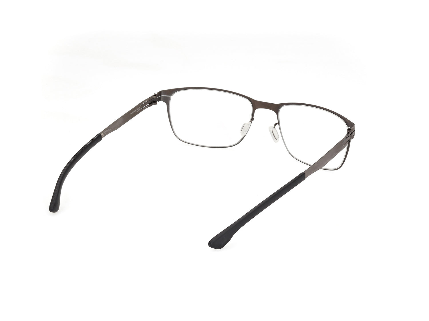 IC! BERLIN IC5006 DENNIS N. LARGE 02A 56