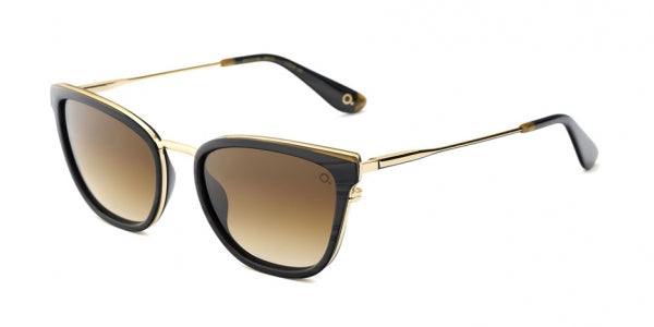 ETNIA BARCELONA MADELEIN SUN BKGD 54